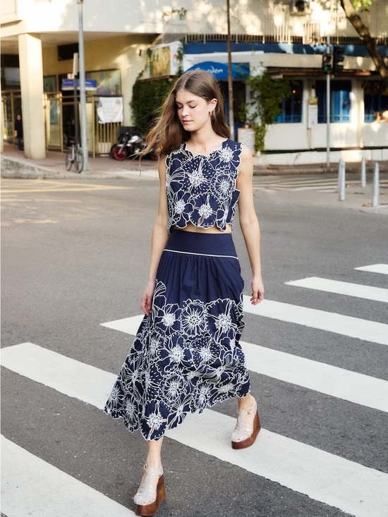 FARM Rio Dresses & Skirts - FARM RIO Blue Flowers Richelieu Maxi Skirt